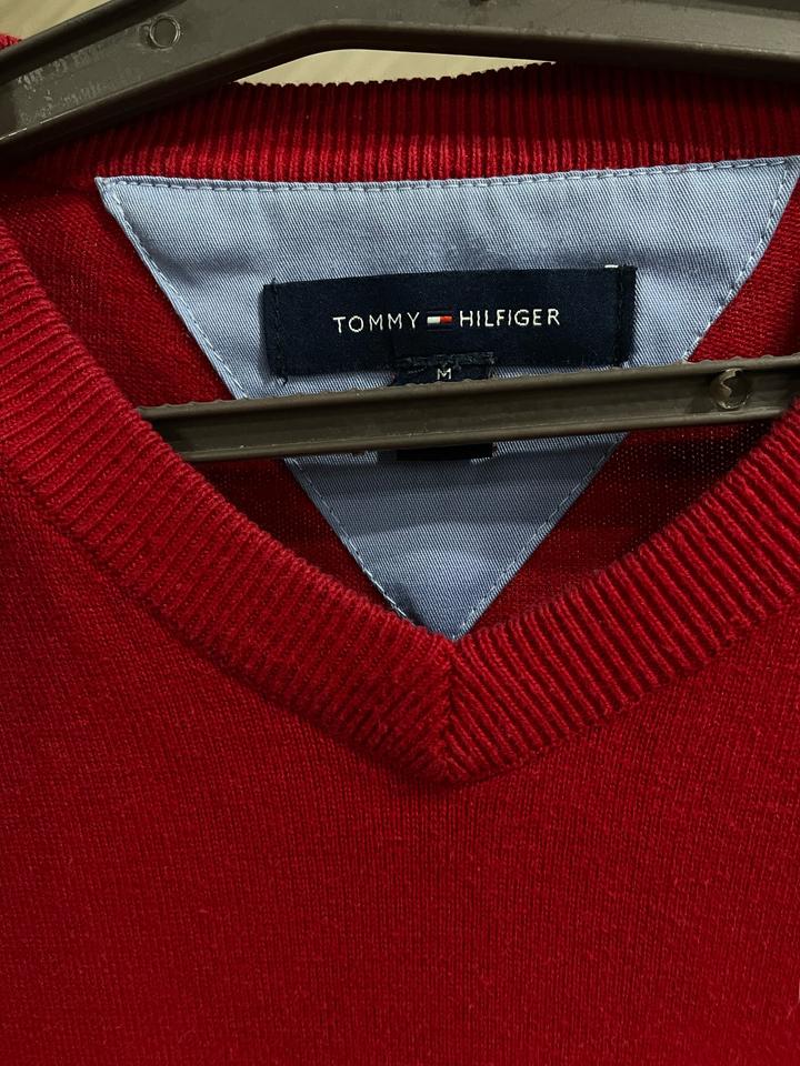 TOMMY HILFIGER