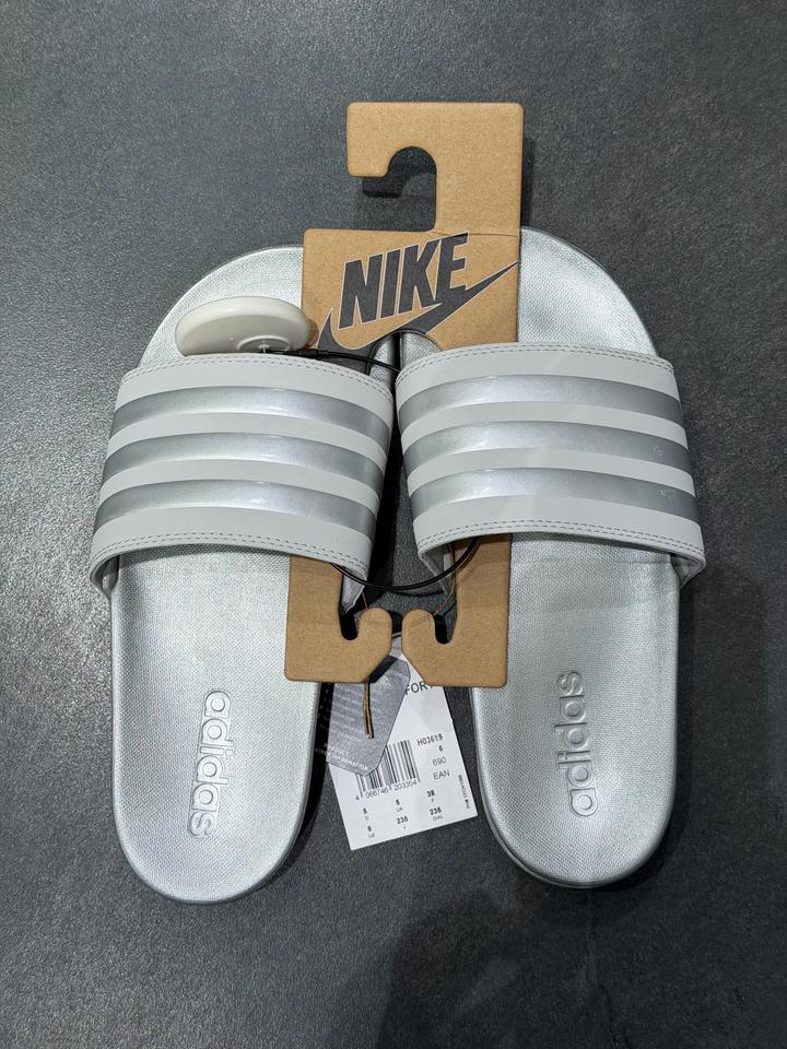 Шлепанцы adidas