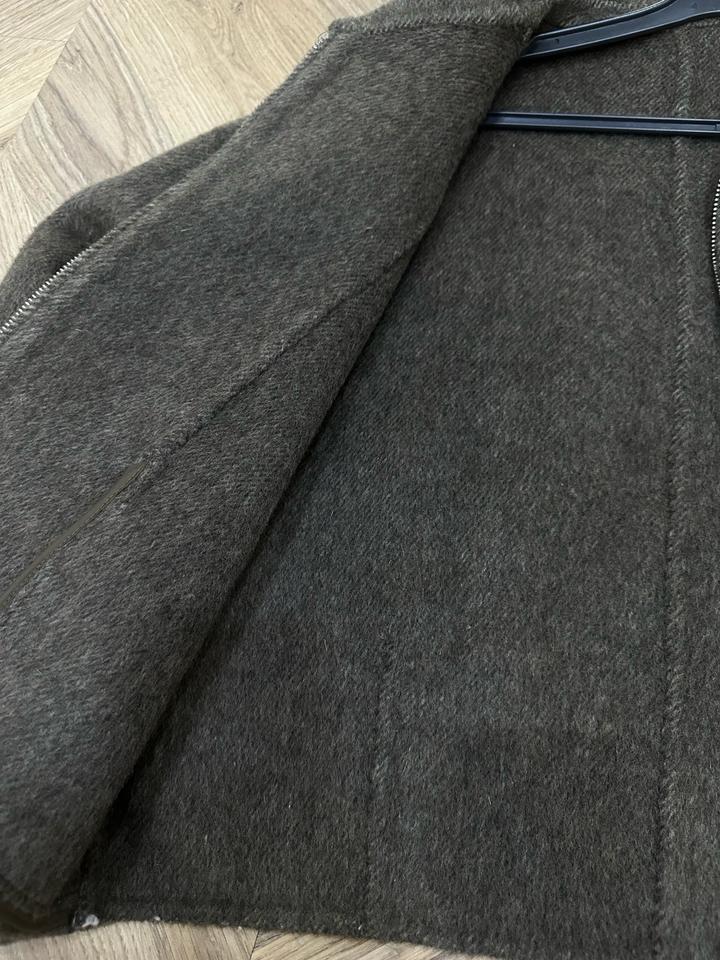 Упроченная шерстяная курточка