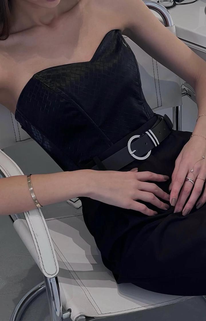 Черный кожаный корсет Sveta Aleksandrova