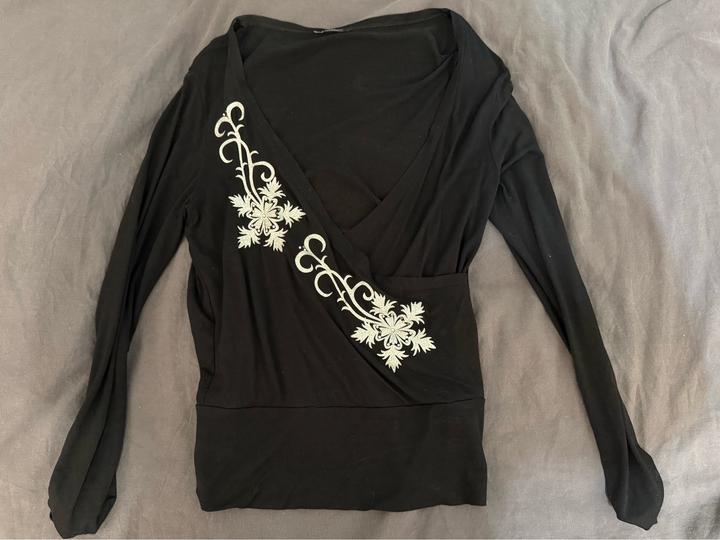 винтажная кофточка с красивым вырезом