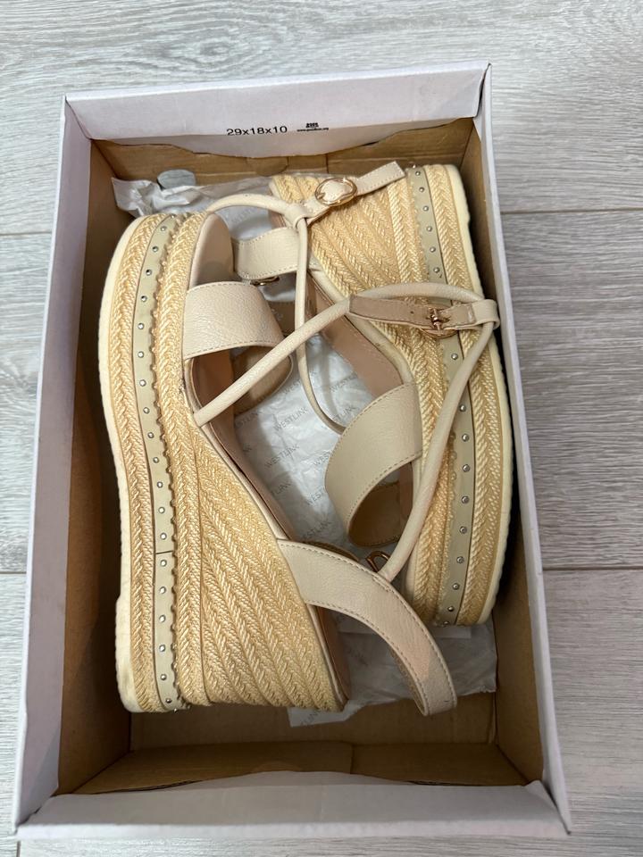 Красивые Босоножки