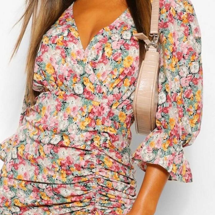 Платье Boohoo