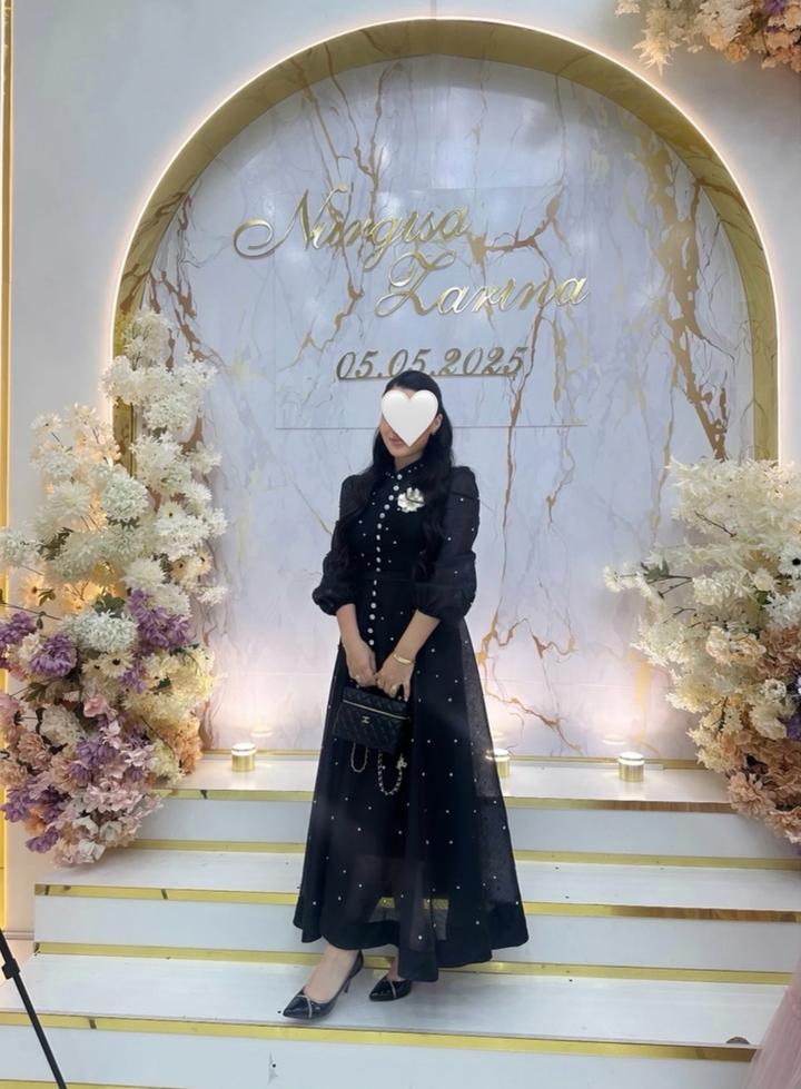 Черное платье