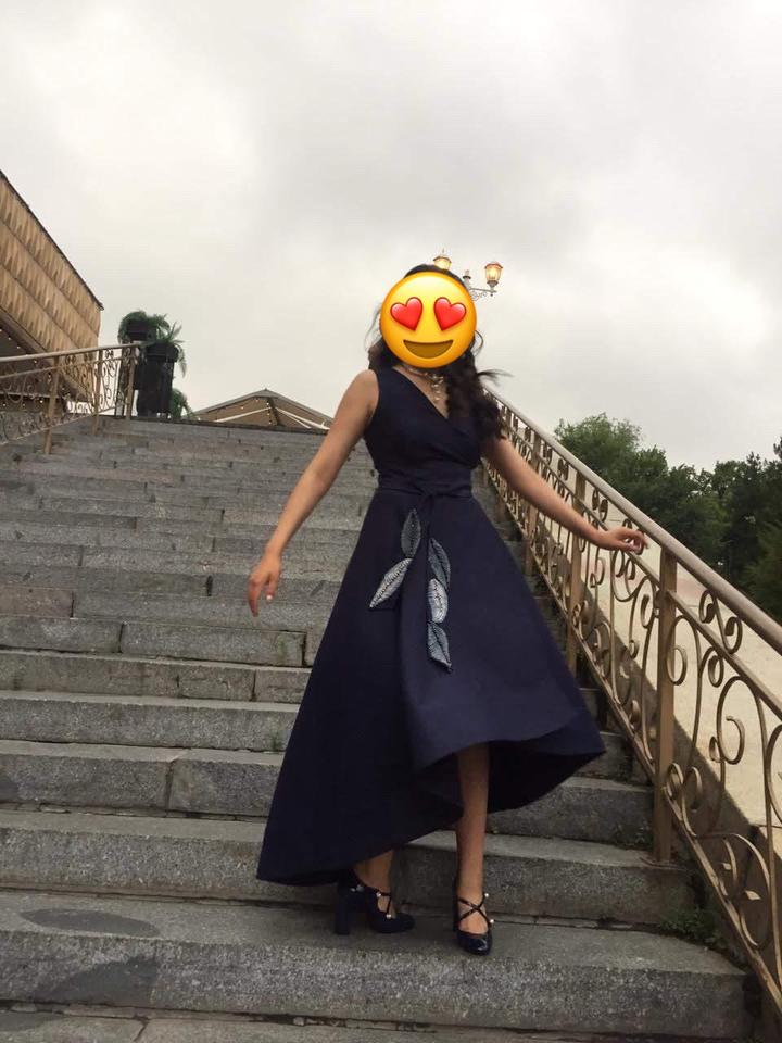 Темно синее платье ручной работы