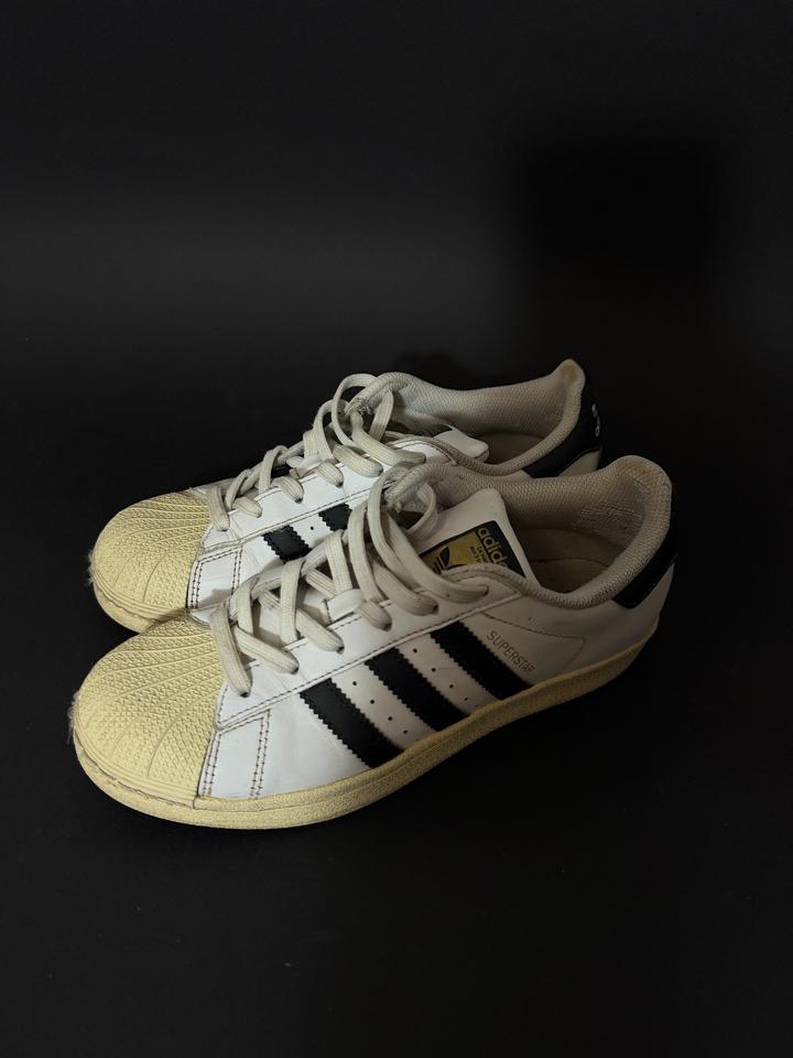 Adidas Superstar