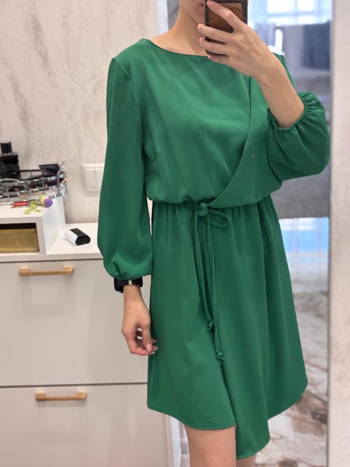 Изумрудное платье