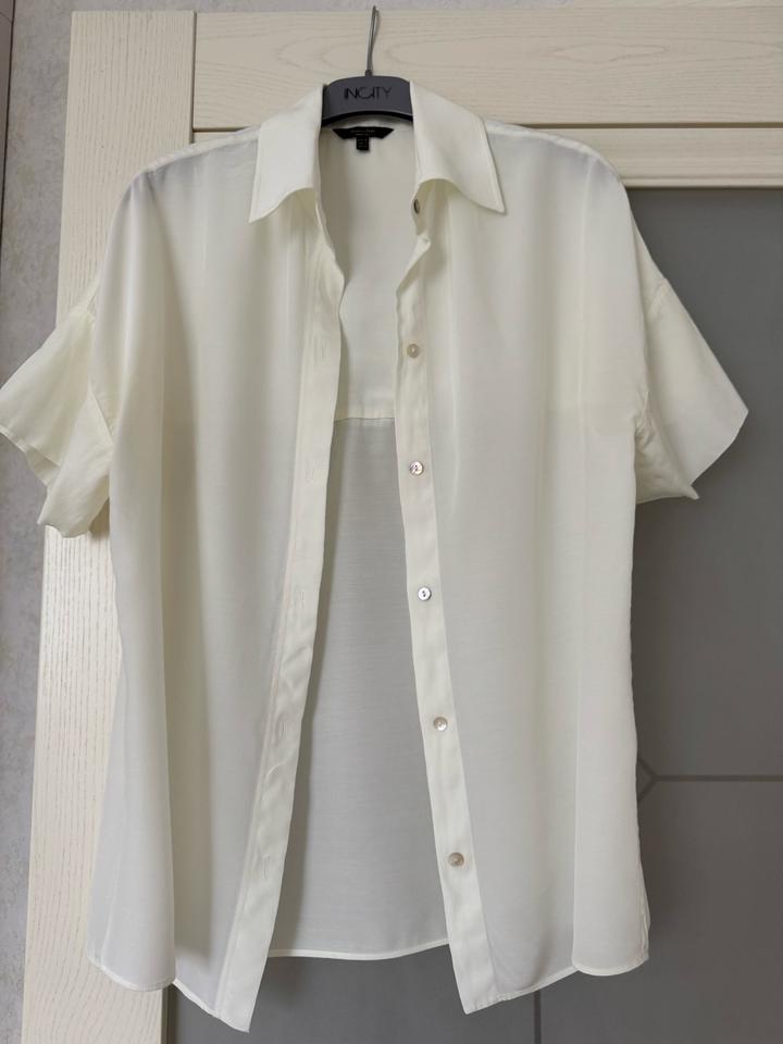 Рубашка Massimo Dutti.