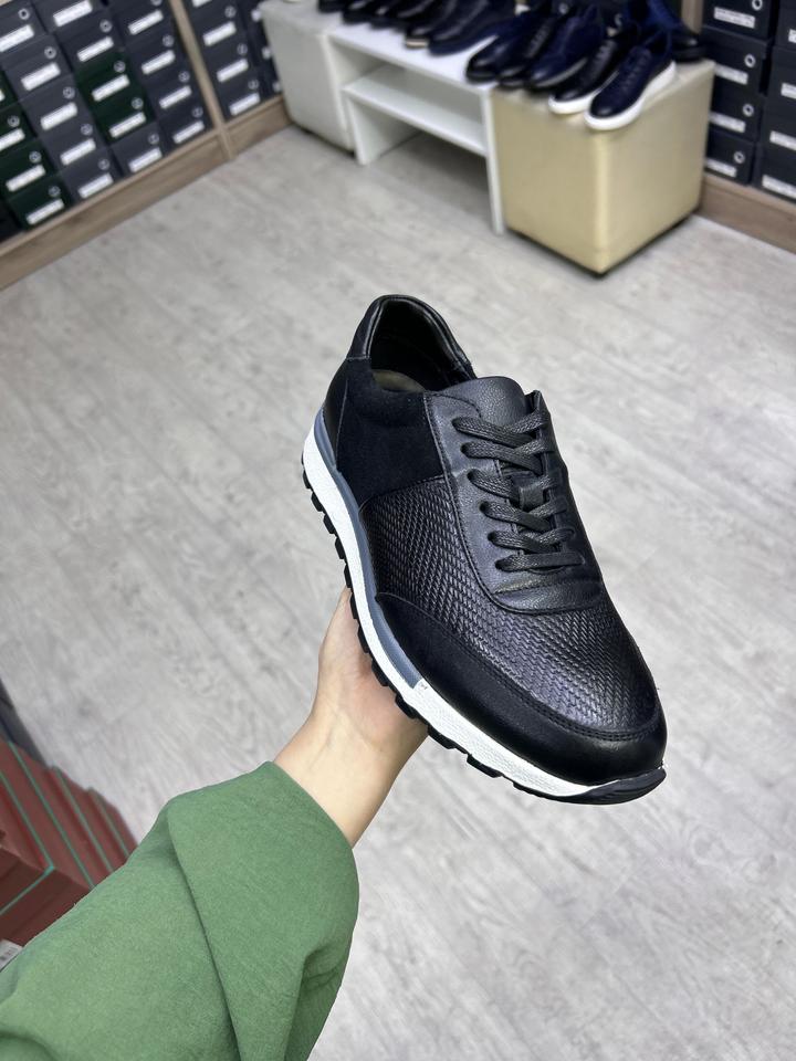 Чёрный обувь от marco piero