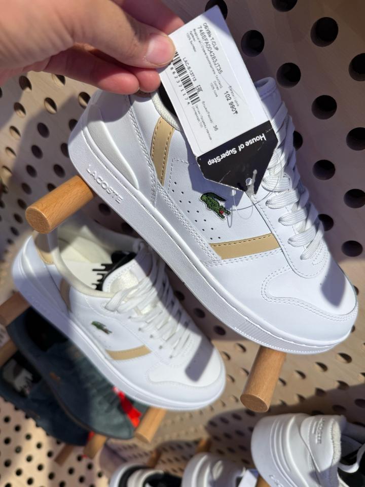 Белый кроссовки