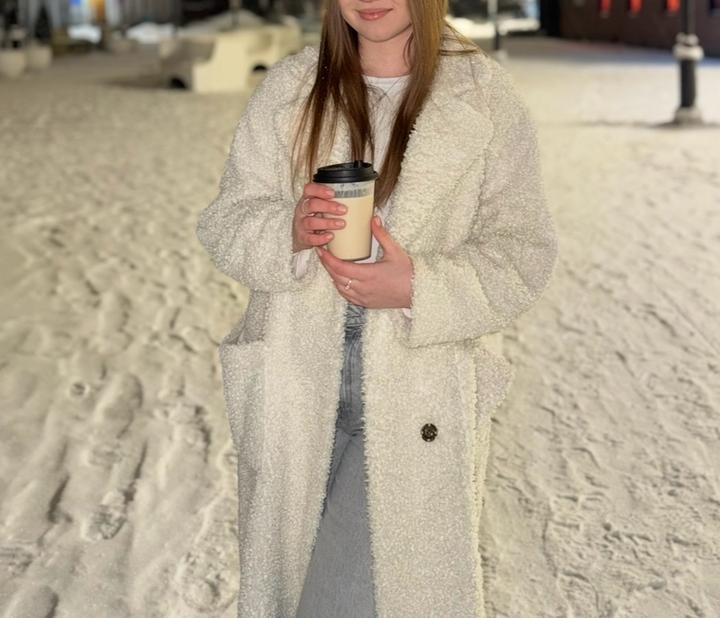 Белое пальто Тэдди