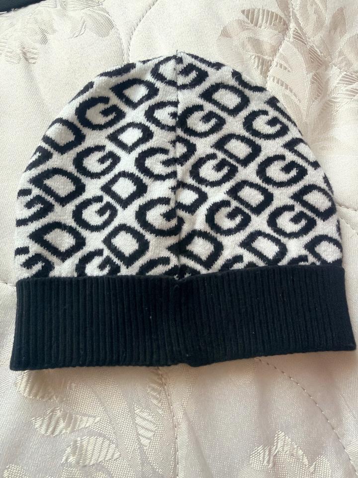 Головной убор DG