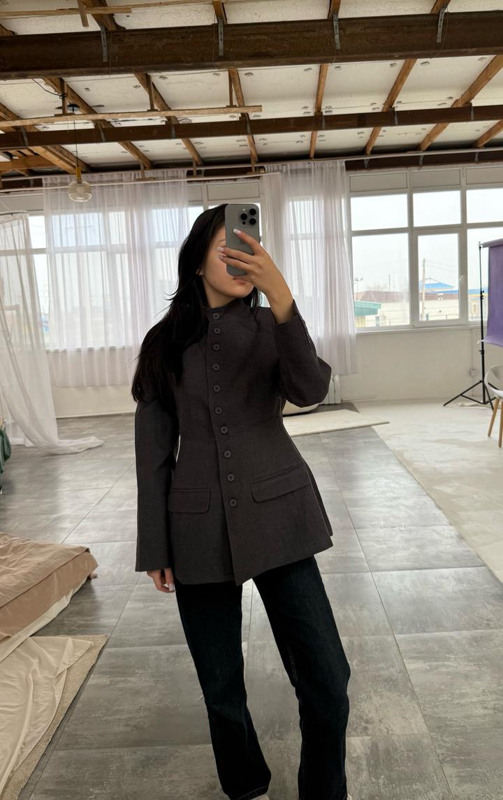 Пиджак серый