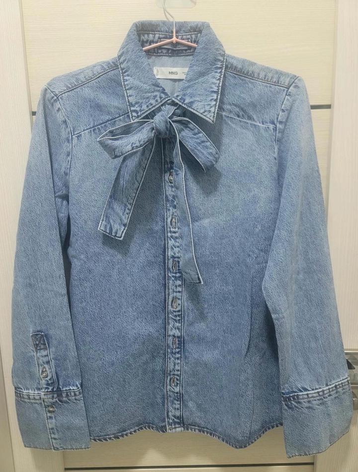 Джинсовая рубашка