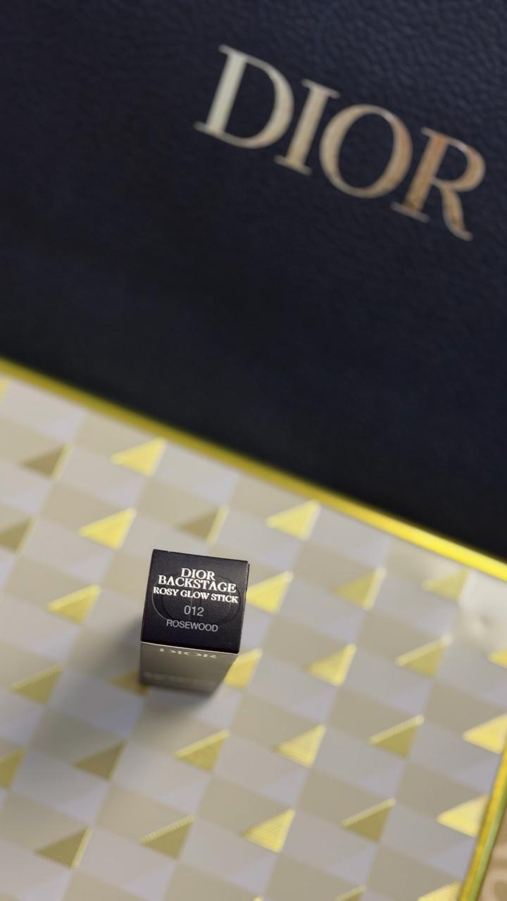 Румяна Dior Rosy Glow, 012 rose wood