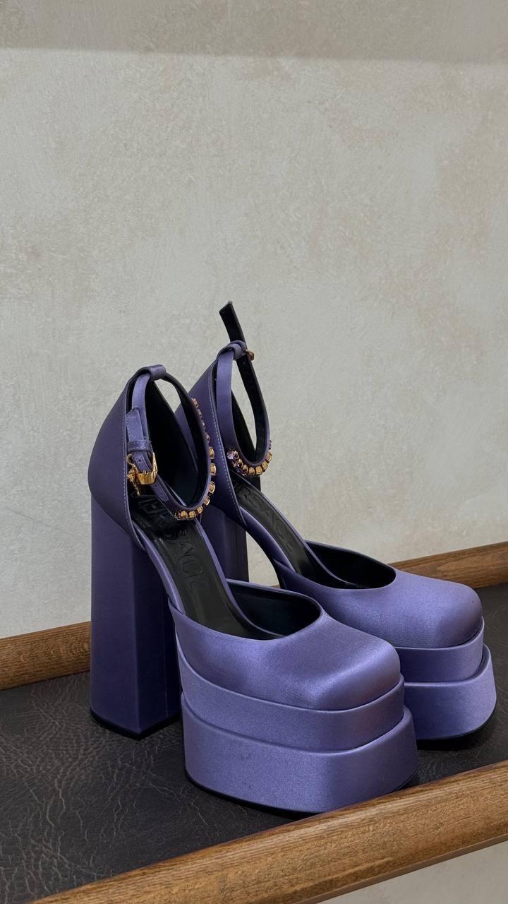 Туфли Versace