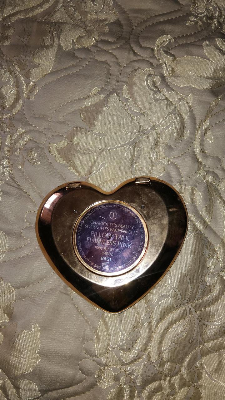 Chorlatte tilbury Pillow Talk Beauty Soulmates Face Palette In Flawless Pink