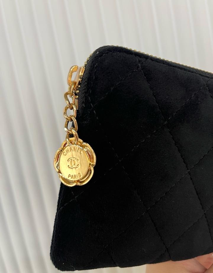 Сет из двух гифт косметичек от Шанель