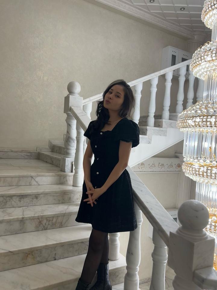 Чёрное платье