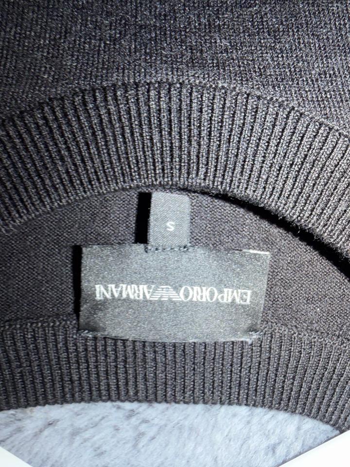 Свитшот Emporio Armani со стразами, оригинал, размер S
