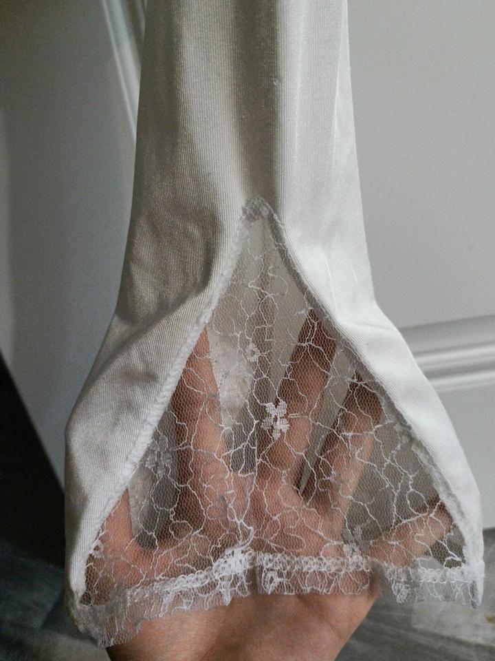 белая блузка