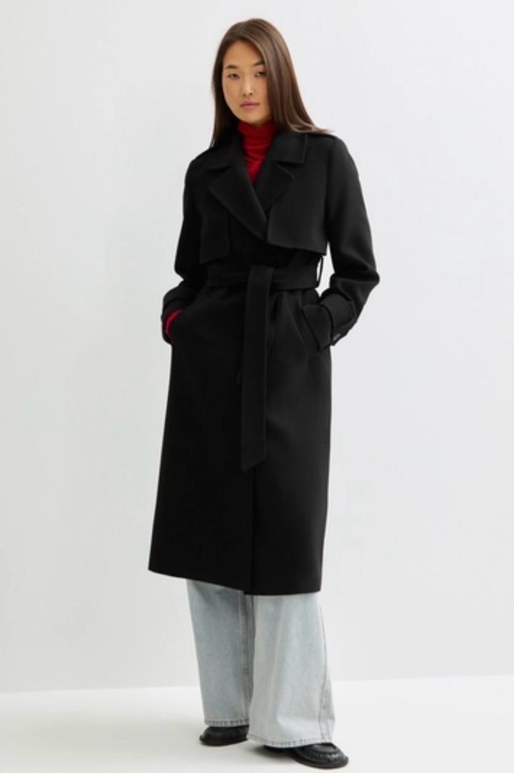 Черные зимнее пальто