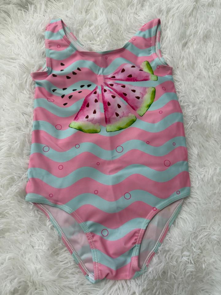 Два детских купальника новые