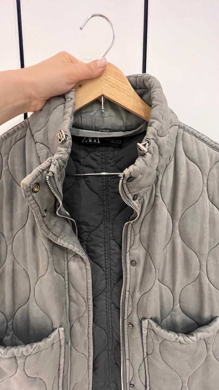 Zara стеганый оверсайз жилет