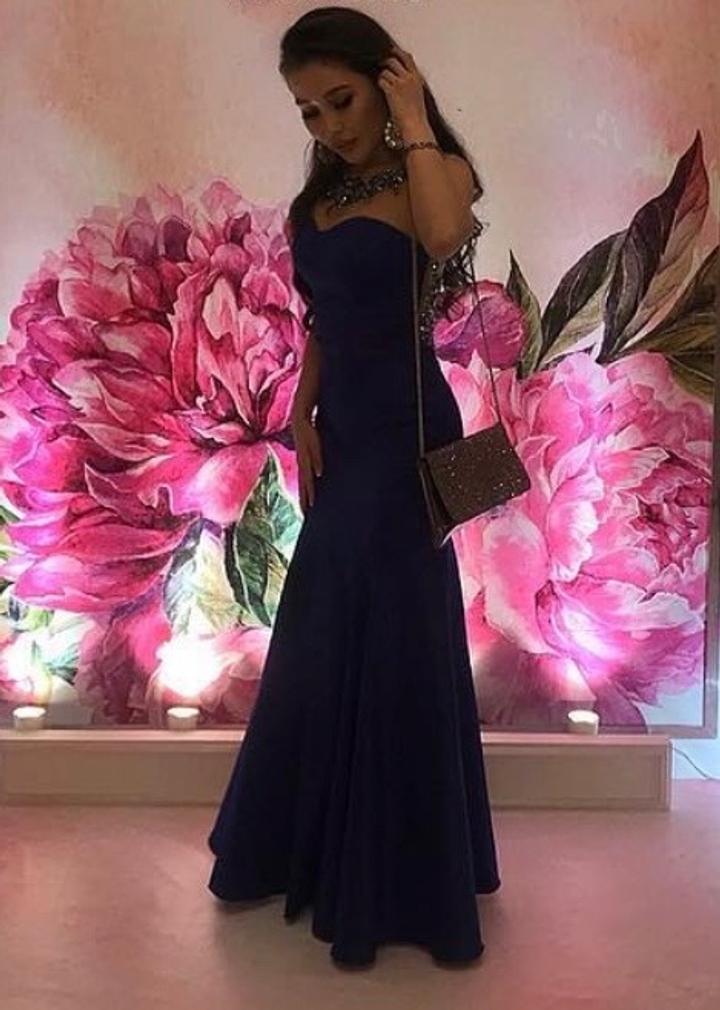 Вечернее платье