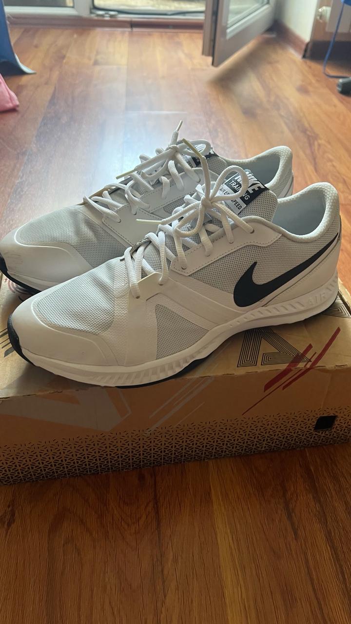 Кроссовки Nike, 45-46 рр , новые
