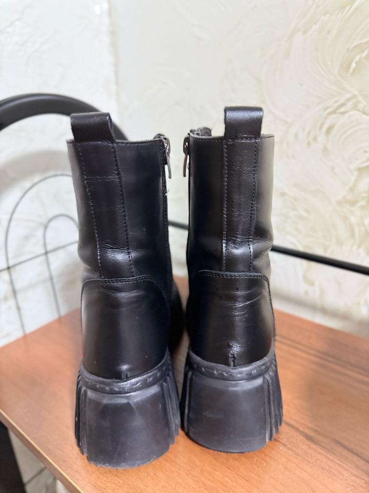 Демисезонные сапоги женские