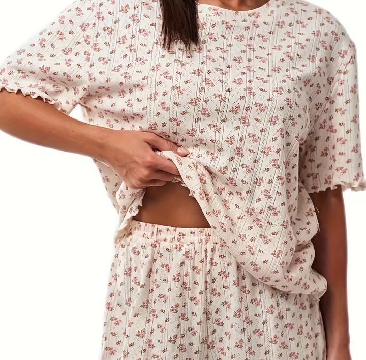 Пижама (костюм для дома)