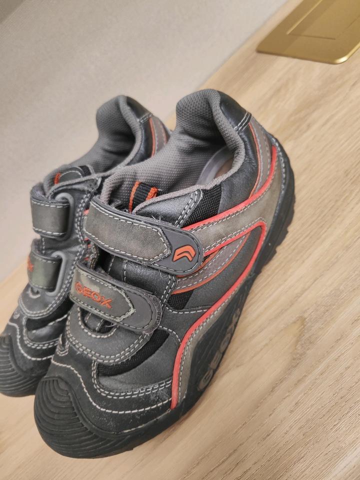 Кроссовки Geox