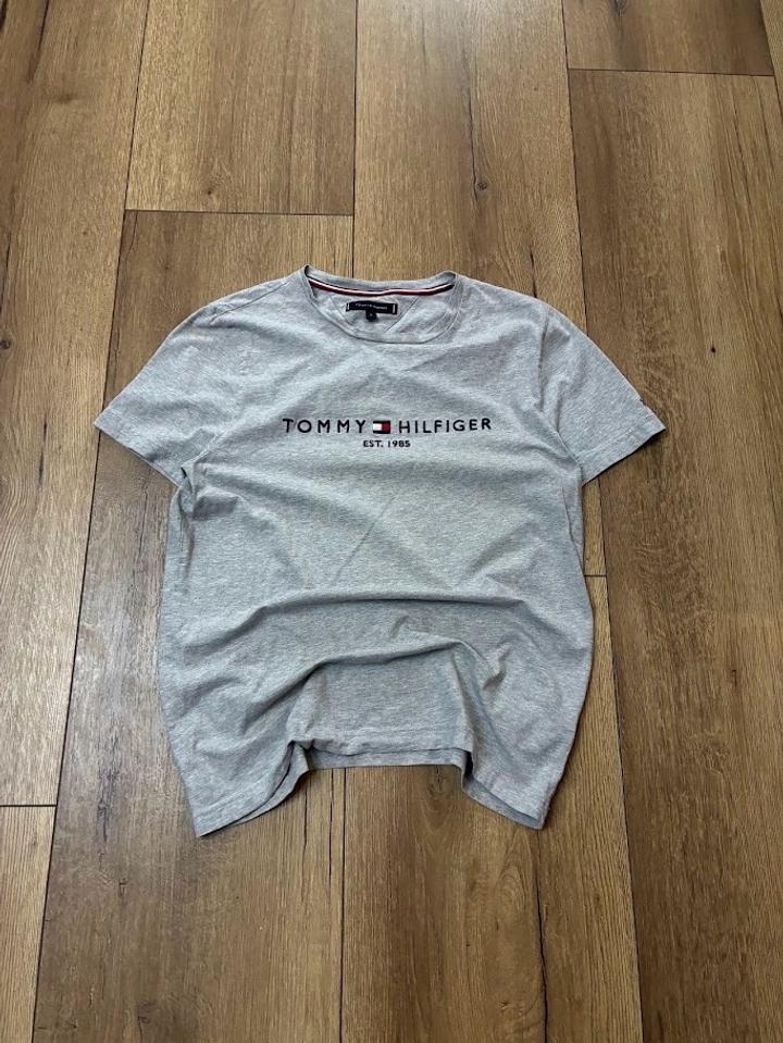 TH T-shirt