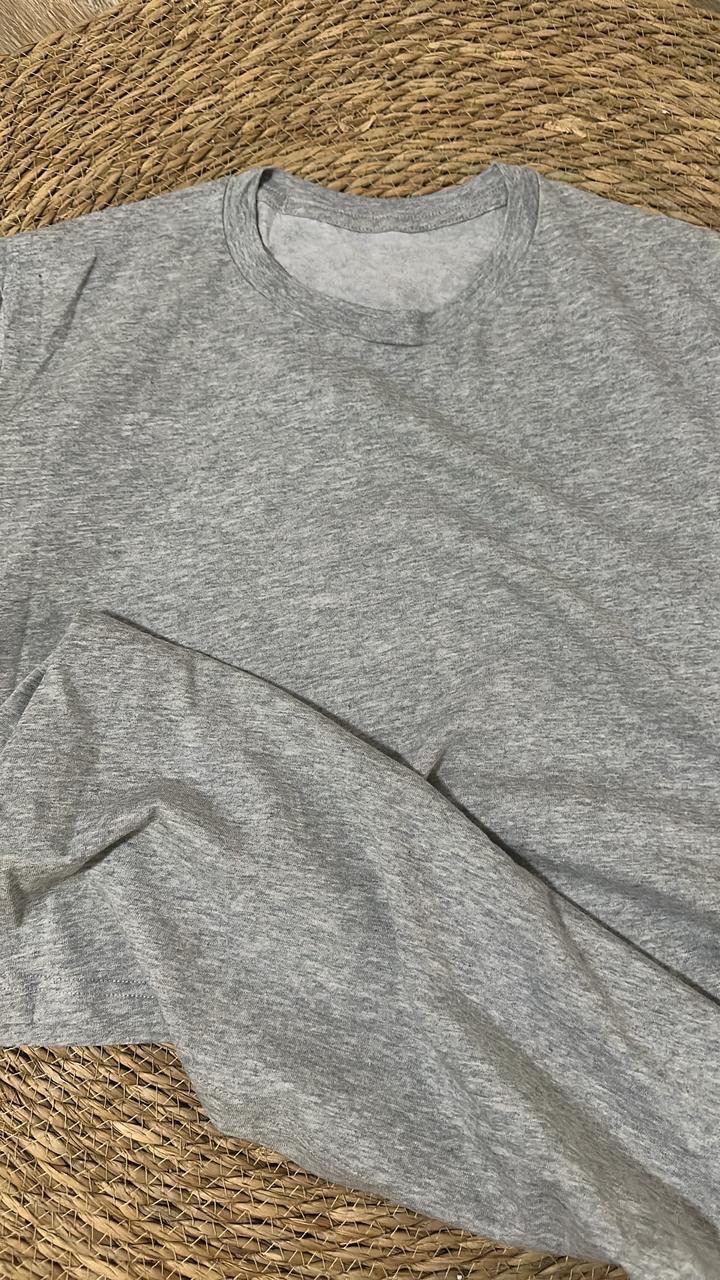 Футболки от бренда Uniqlo