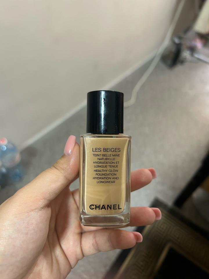 Chanel les beige