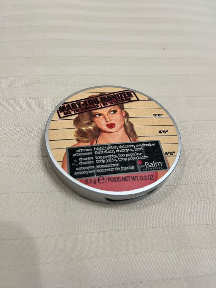 Хайлайтер TheBALM “Mary Lou”