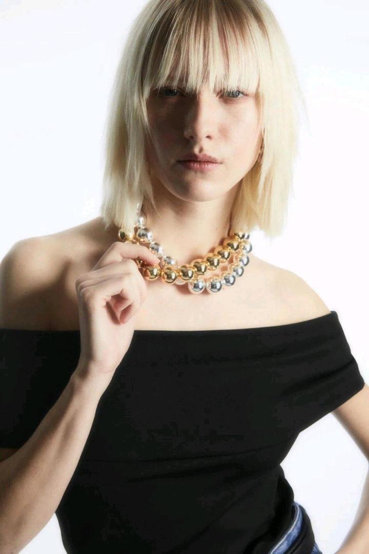 Новый топ футболка S 44 р off-the-shoulders top со спущенными плечами