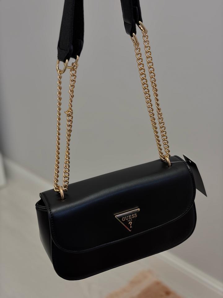 Новая сумка GUESS