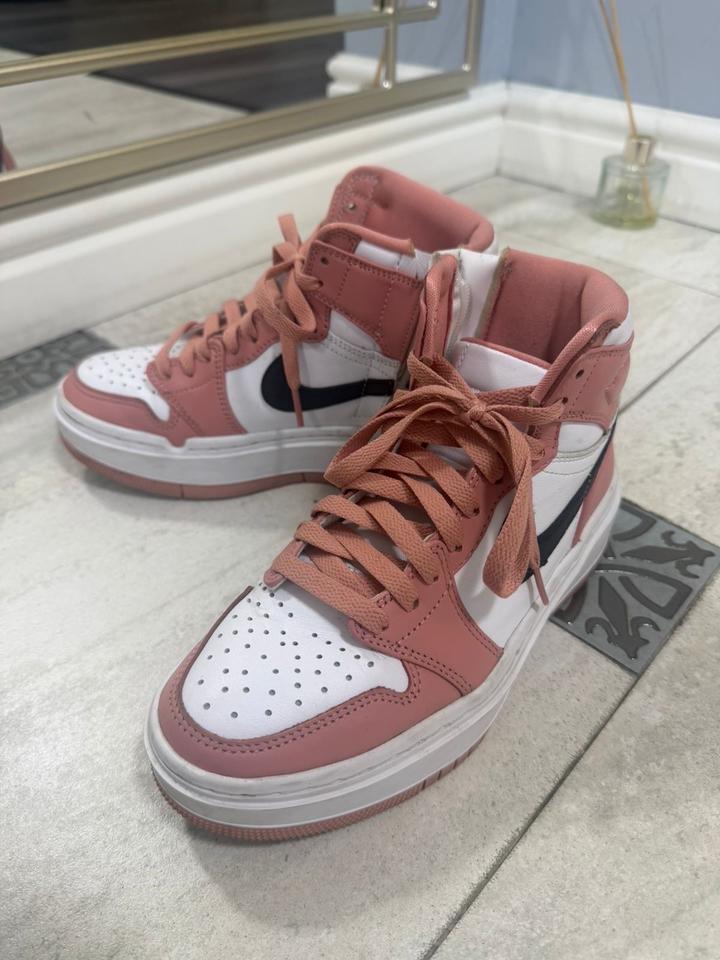 Кроссовки Nike Jordan