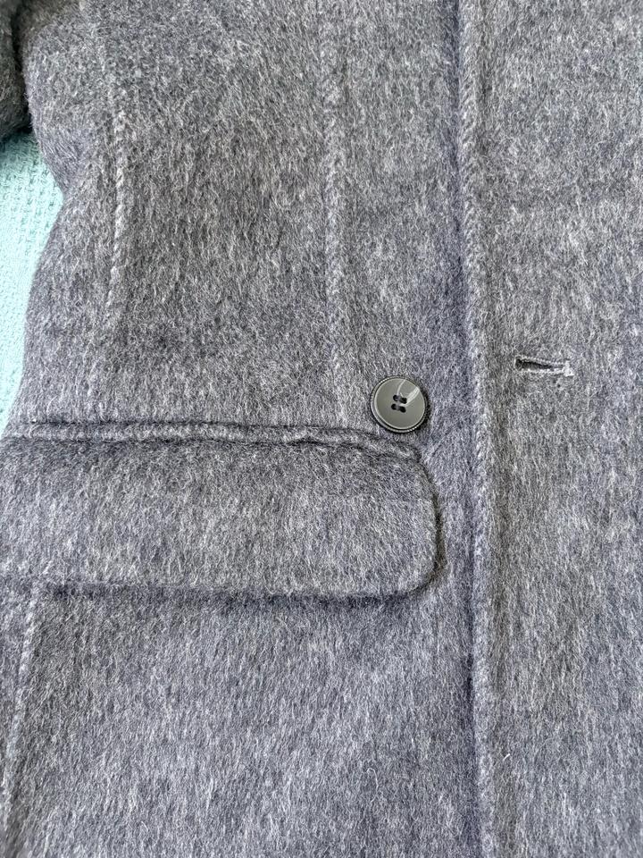 Серое пальто-пиджак из кашемира