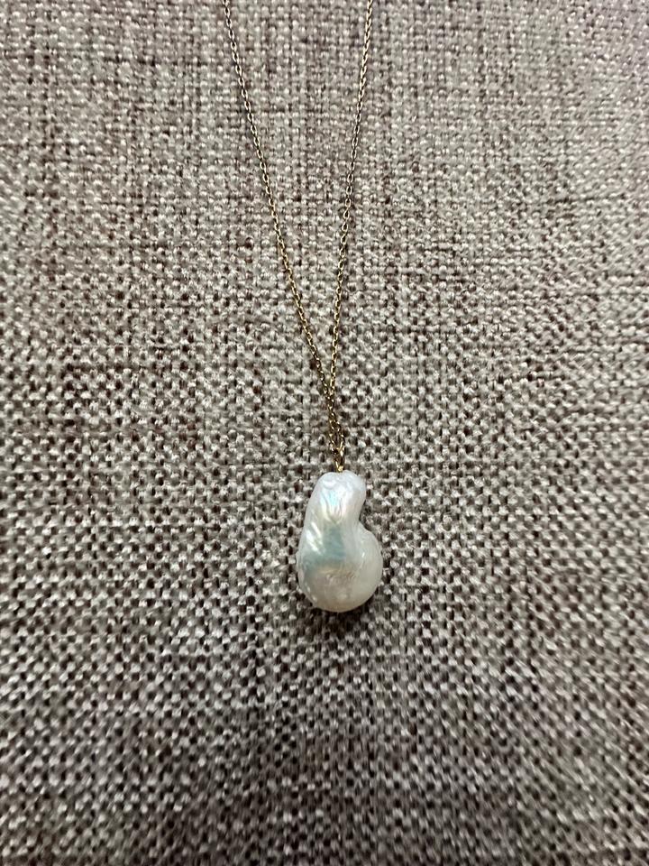 Украшение с жемчугом Accessories