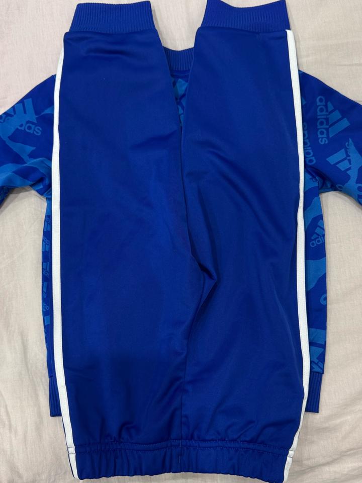 Adidas костюм для мальчика 92