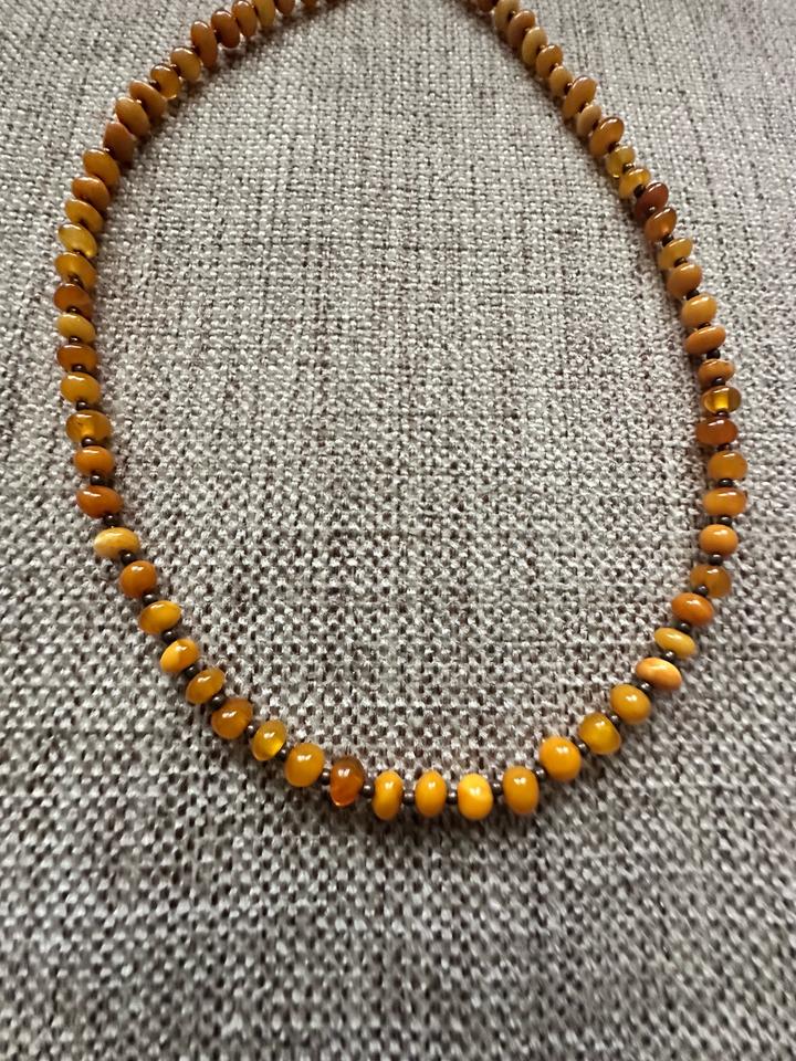 Янтарный чокер