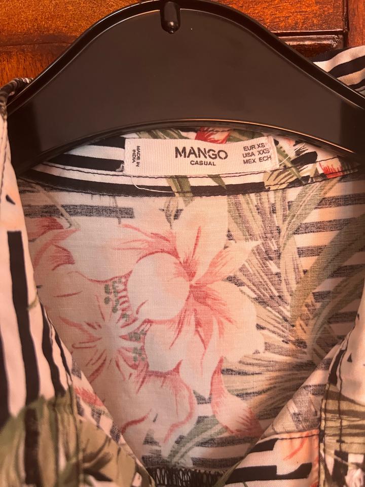 Летнее платье Манго, размер XS