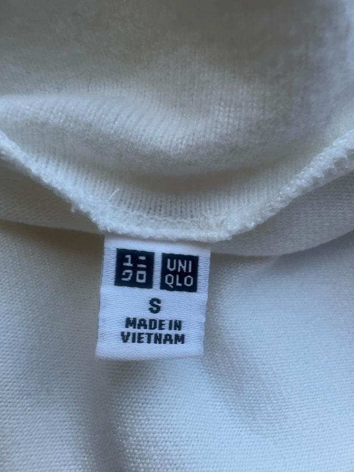 Свитер UNIQLO