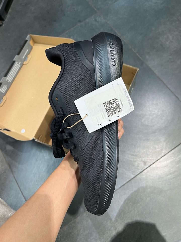 Кроссовки adidas