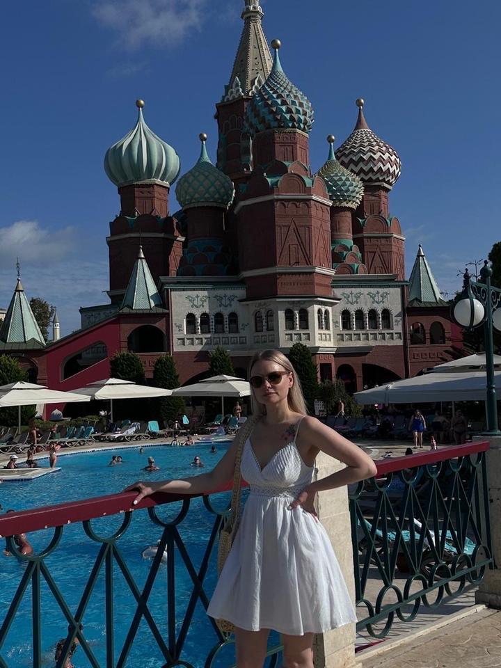 Платье белое