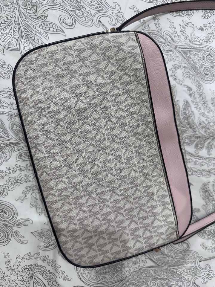 Сумка от Michael Kors