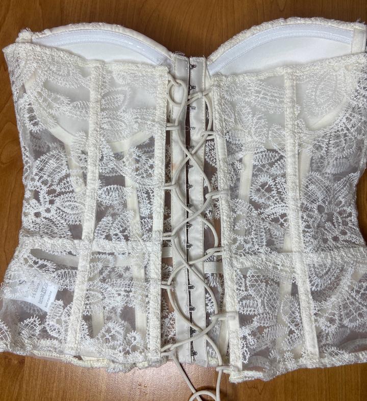 Корсет белый